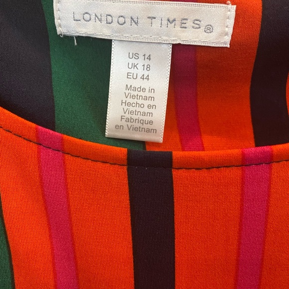 London Times size 14 dress. Tie at the waist. NWT - Picture 5 of 8